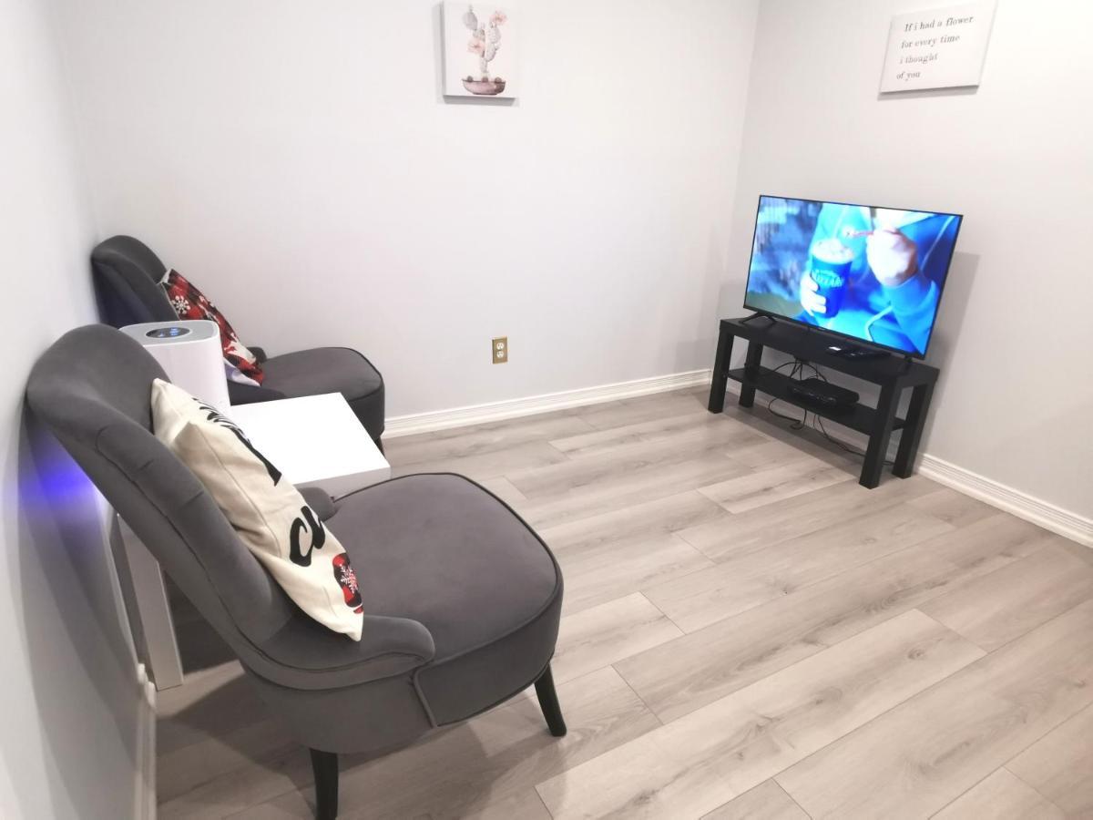 Perfect Location Comfort Private House Lower Level 2 Bedroom Unit Mississauga Ngoại thất bức ảnh