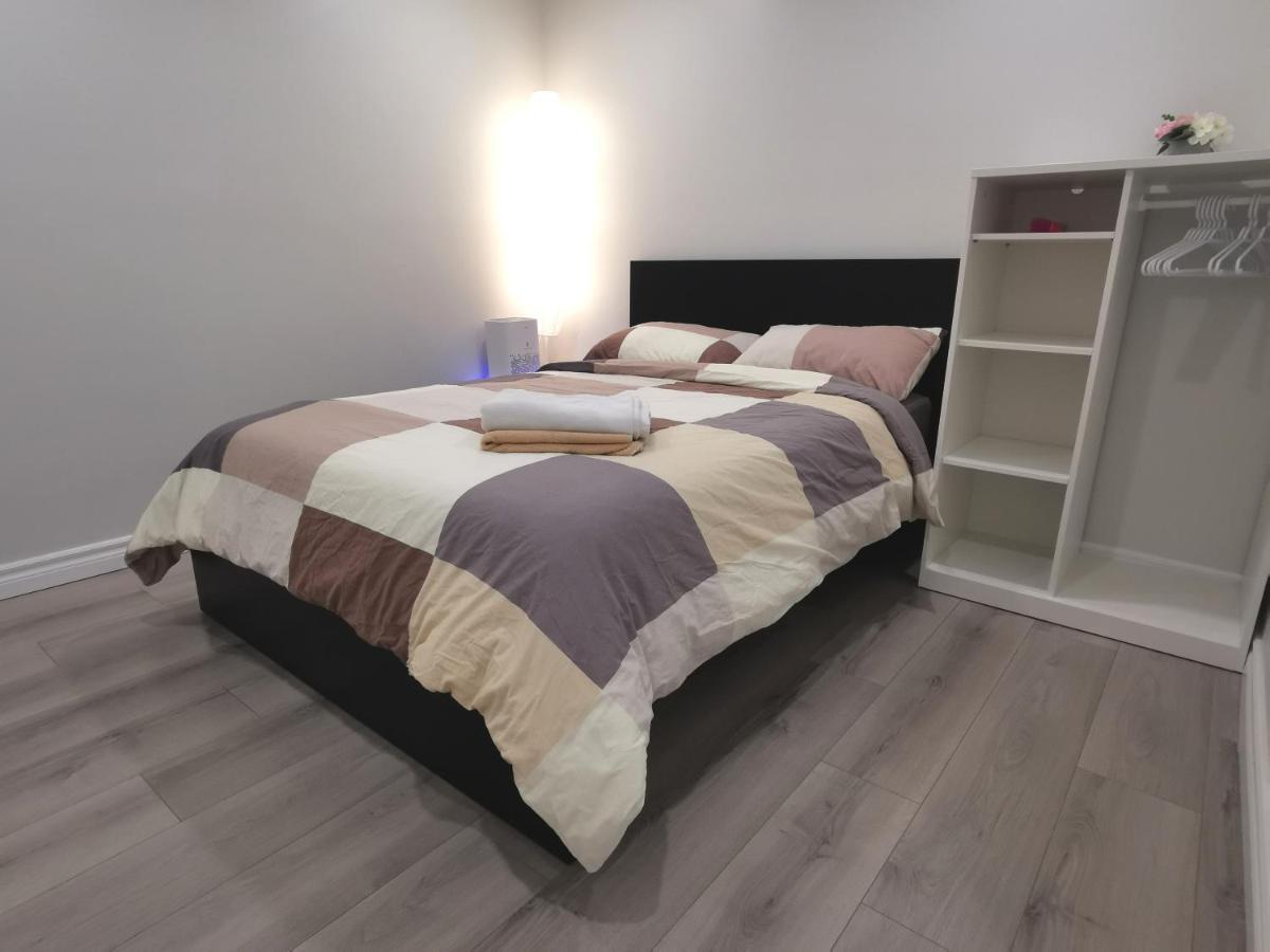 Perfect Location Comfort Private House Lower Level 2 Bedroom Unit Mississauga Ngoại thất bức ảnh